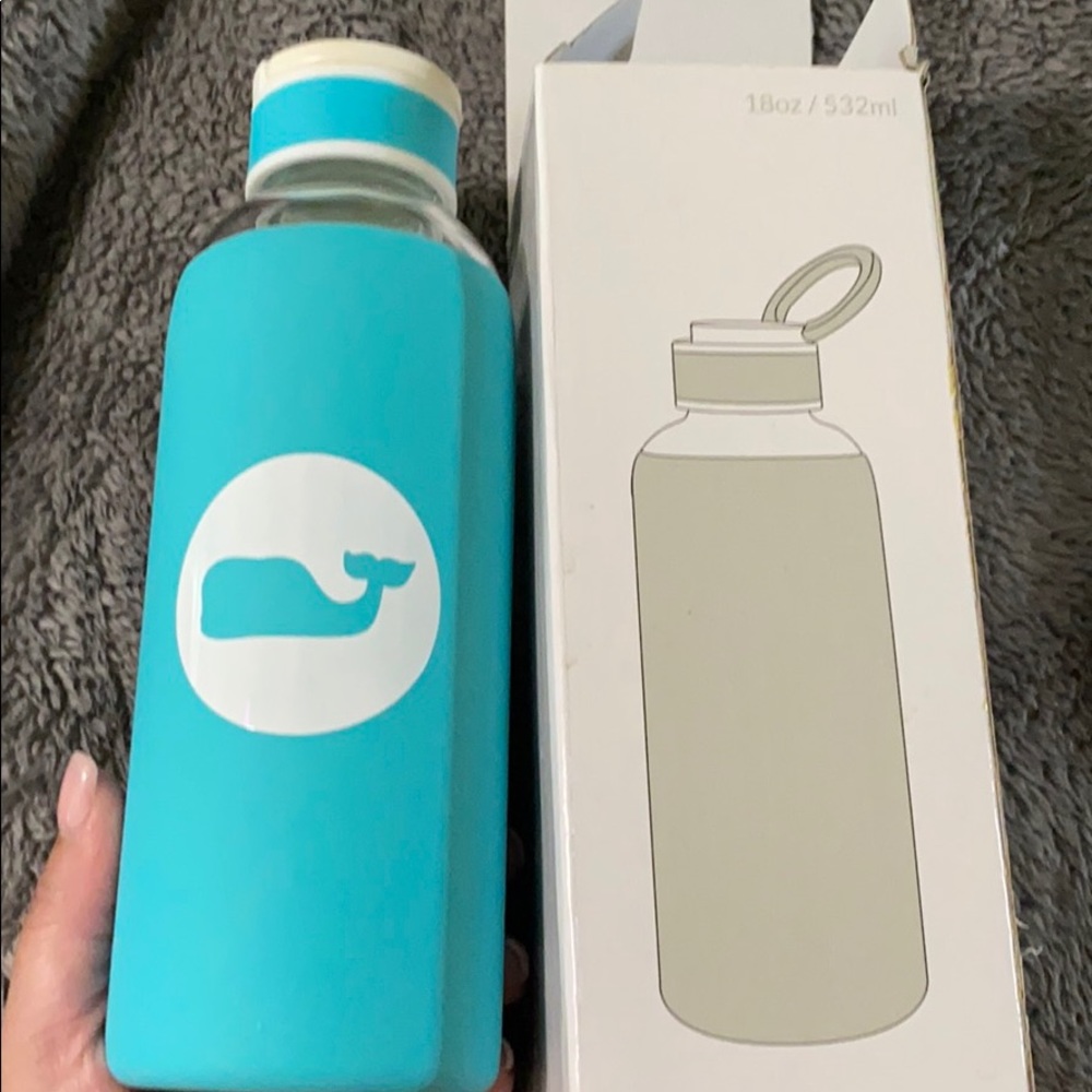 Vineyard vines glass water bottle aqua blue new